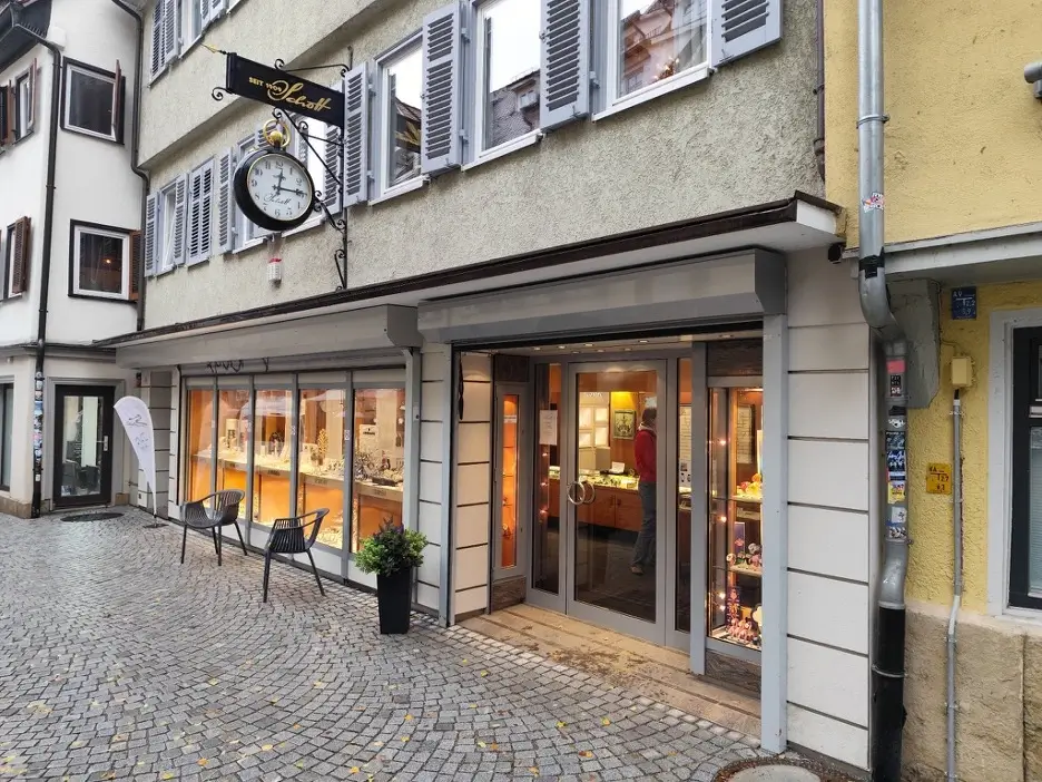 Uhren und Schmuck für Führungspersönlichkeiten